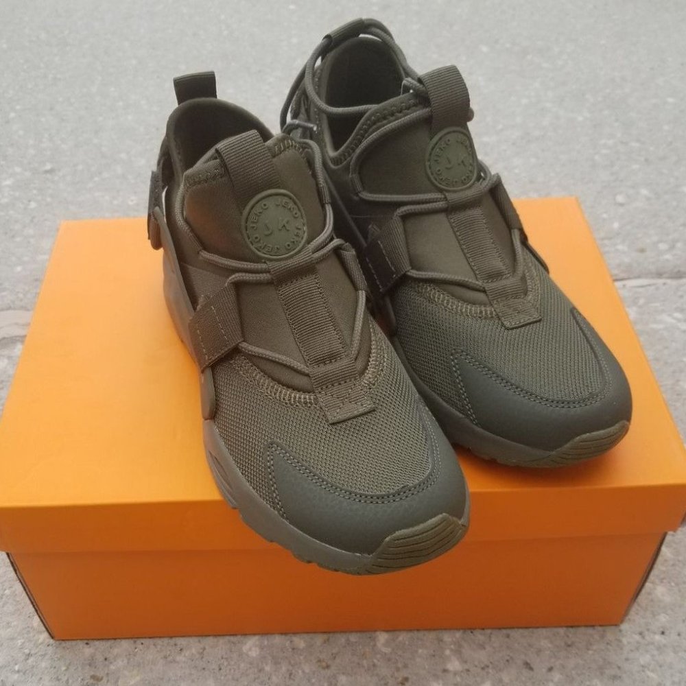 JEKO Dark Green Women Shoes US 7